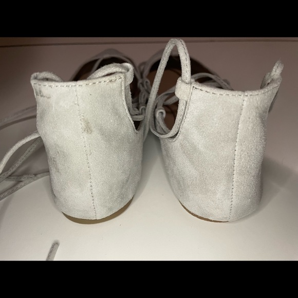 Women’s lace up flat shoes. Steve Madden. - Picture 2 of 3